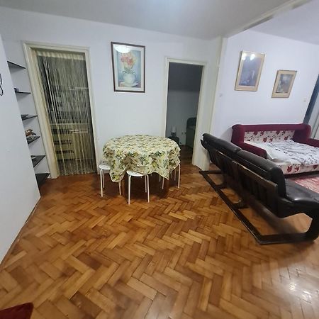 Apartman Masha Lägenhet Belgrad Exteriör bild